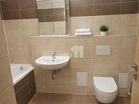 Byt 1kk s balkonem a parkovacím stáním, novostavba domu v Hostivicích ul. Ječná - 6