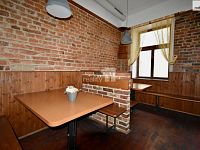 Pronájem komerčního prostoru a restaurace, 232 m2, Masarykovo náměstí, Náchod - pizza