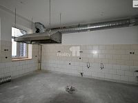 Pronájem komerčního prostoru a restaurace, 232 m2, Masarykovo náměstí, Náchod - pizza kuchyn