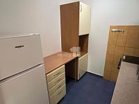 Pronájem bytu 2+kk (42m2)  s balkonem , Roháčova ulice, Praha 3 - 6