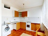 Prodej bytové jednotky v družstevní vlastnictví, 3+kk, 2.podlaží, Karlín, Praha  - 4