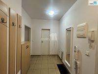 Kompletně zařízený byt 1kk, 49 m2 v Praze 10 - Bohdalec - 10