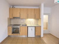 Kompletně zařízený byt 1kk, 49 m2 v Praze 10 - Bohdalec - 2