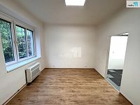 Pronájem bytu 2+kk, 45 m2, cihla, nezařízený, Praha 3 - Žižkov