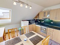 Pronájem dvougeneračního rodinného domu 212 m2, s pozemkem 958 m2, Světlá nad Sázavou - 2