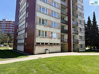 Prodej bytová jednotka 4+1 ke kompletní rekonstrukci, osobní vlastnictví, 77,20m2, lodžie, sklep, ulice Lužická, Humpolec - 3