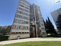 Prodej bytová jednotka 4+1 ke kompletní rekonstrukci, osobní vlastnictví, 77,20m2, lodžie, sklep, ulice Lužická, Humpolec - 8
