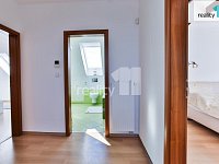 Prostorný dům 238 m2, 5+kk, pozemek 1269 m2, Radějovice, - 19