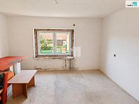 Prodej rodinného domu s garáží a pozemkem, Křičeň - 26