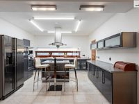 Prodej prostorného rodinného domu 432 m2, 7+kk s bazénem a zahradou, Praha – Královice - 13