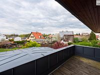 Prodej prostorného rodinného domu 432 m2, 7+kk s bazénem a zahradou, Praha – Královice - 22