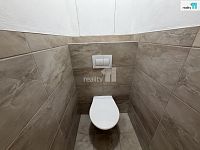 Pronájem bytu 2+1 s balkonem v České Lípě na Slovance - 10