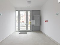 Pronájem bytu 2+kk, 56 m2, Praha 8 - 8