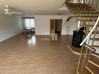Pronájem rodinného domu 5+1, pozemek 970m2, ulice Sadová, Humpolec - 10
