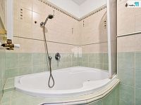 Výjimečný mezonetový byt 5+kk , 105 m² s balkonem v Jesenici u Prahy - 10