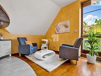 Výjimečný mezonetový byt 5+kk , 105 m² s balkonem v Jesenici u Prahy - 15