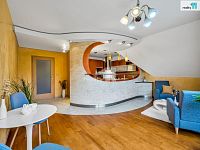Výjimečný mezonetový byt 5+kk , 105 m² s balkonem v Jesenici u Prahy - 2