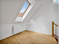 Výjimečný mezonetový byt 5+kk , 105 m² s balkonem v Jesenici u Prahy - 23