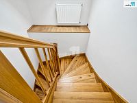 Výjimečný mezonetový byt 5+kk , 105 m² s balkonem v Jesenici u Prahy - 28