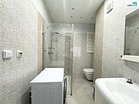 Prodej bytu 1+kk 50 m2 po kompletní rekonstrukci v cihlovém domě se zahradou, Česká Lípa - 6