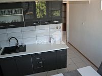 prodej bytu v os. vl. 2+1 63 m2, s balkónem, Arbesova ul. - 6