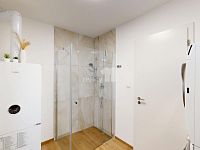 Prodej nového doku 6+kk, terasa, pozemek 421 m2, příjemná lokalita, Veleň - 10