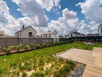 Prodej nového doku 6+kk, terasa, pozemek 421 m2, příjemná lokalita, Veleň - 26
