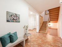 Rodinné sídlo, 420 m2, Praha 4 Lhotka, pozemek 717 m2 - 12
