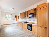 Rodinné sídlo, 420 m2, Praha 4 Lhotka, pozemek 717 m2 - 16