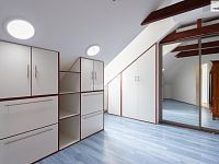 Rodinné sídlo, 420 m2, Praha 4 Lhotka, pozemek 717 m2 - 20