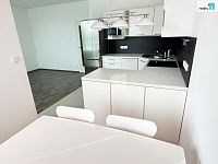 Byt 2+kk 60 m2 s terasou a parkovacím stáním, Praha, Letňany, ul. Pavla Beneše - 5