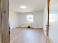 Pronájem bytové jednotky 1+kk, 32m2, Senožaty, okres Pelhřimov  - 8