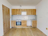 Pronájem bytové jednotky 3+kk, 80m2, Senožaty, okres Pelhřimov 