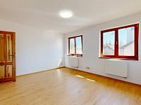 Pronájem bytové jednotky 4+kk, 170m2, Senožaty, okres Pelhřimov  - 11