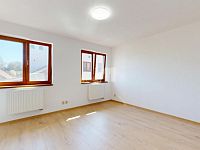 Pronájem bytové jednotky 4+kk, 170m2, Senožaty, okres Pelhřimov  - 12