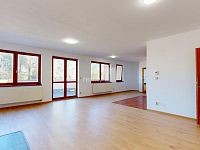 Pronájem bytové jednotky 4+kk, 170m2, Senožaty, okres Pelhřimov  - 5