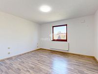 Pronájem bytové jednotky 4+kk, 170m2, Senožaty, okres Pelhřimov  - 9