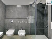 Pronájem kanceláře/ateliéru, Karlovy Vary, 61,2m2 - WC