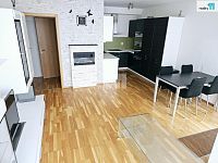 Pronájem světlého vybaveného bytu 3+kk 86 m2, dvě terasy, garážové stání, Rezidence Alfa, ul. Olgy Havlové, Praha 