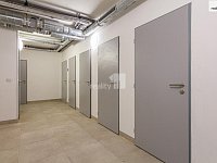 Pronájem bytu 3+kk, 96 m2 + 116 m2 terasa, Praha 8 - 13