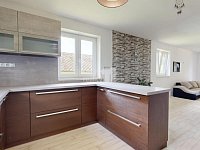 Prodej rodinného domu 5+kk, plocha 230m2, pozemek 1153m2, Komorovice, Humpolec - 23