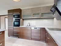 Prodej rodinného domu 5+kk, plocha 230m2, pozemek 1153m2, Komorovice, Humpolec - 24