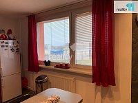 Pronájem moc pěkného bytu 2+1 56m2 Zhořelecká ul. - 8