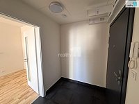 Pronájem bytu 1+kk, 32 m2, novostavba, nezařízený, Dobřichovice - 7