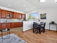 Prodej světlého bytu 2+kk 58 m2 s prostornou terasou 14 m2 – Jesenice u Prahy - 6