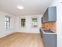Pronájem bytu 2+1, 70 m2 Chrastava - 2