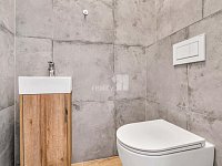 Moderní architektura, chytré technologie a klid na okraji lesa, Dům 4+kk,  Vysoký Újezd - 15