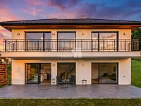 Moderní architektura, chytré technologie a klid na okraji lesa, Dům 4+kk,  Vysoký Újezd - 21
