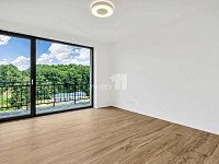 Moderní architektura, chytré technologie a klid na okraji lesa, Dům 4+kk,  Vysoký Újezd - 23
