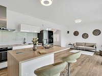 Moderní architektura, chytré technologie a klid na okraji lesa, Dům 4+kk,  Vysoký Újezd - 3
